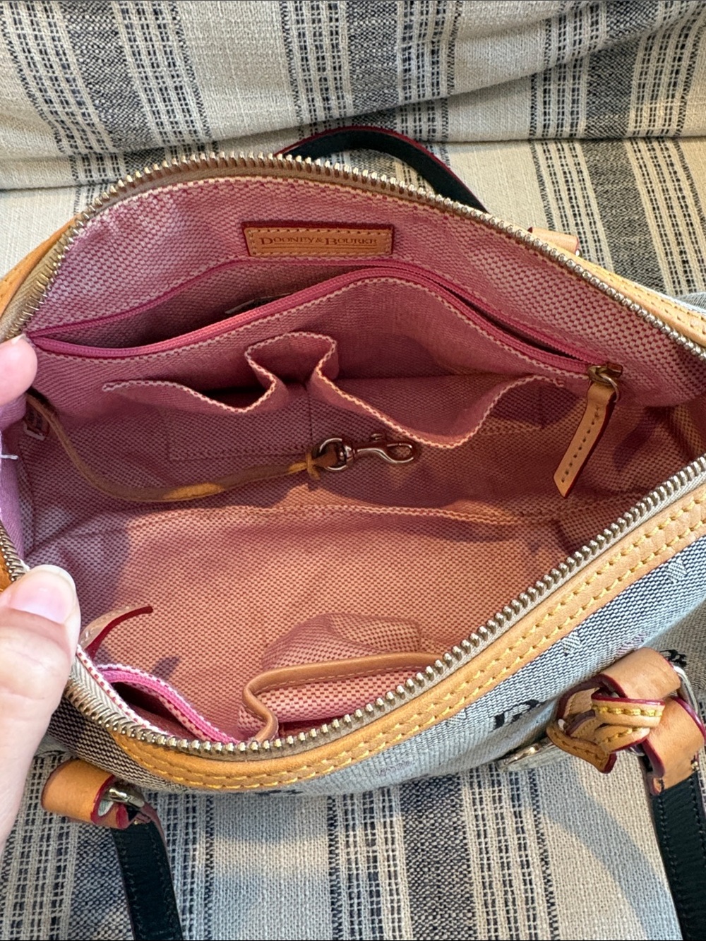 Dooney & Bourke Gray Signature Heart Barrel Satchel with Tan Trim - Picture 5 of 11
